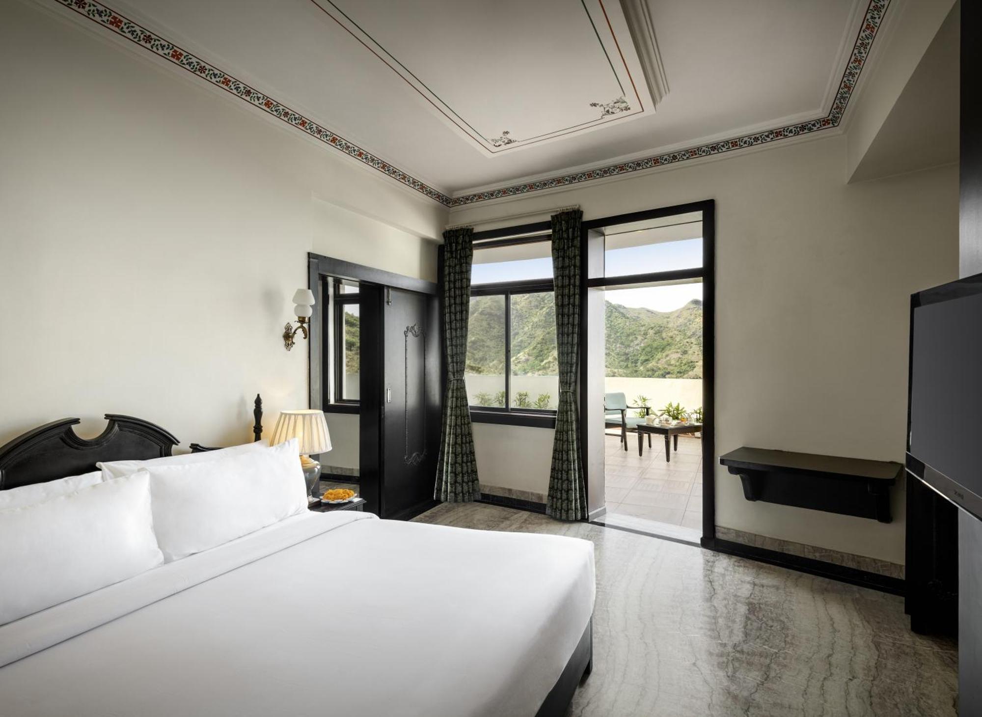 Bhairavgarh Palace Udaipur Exterior photo