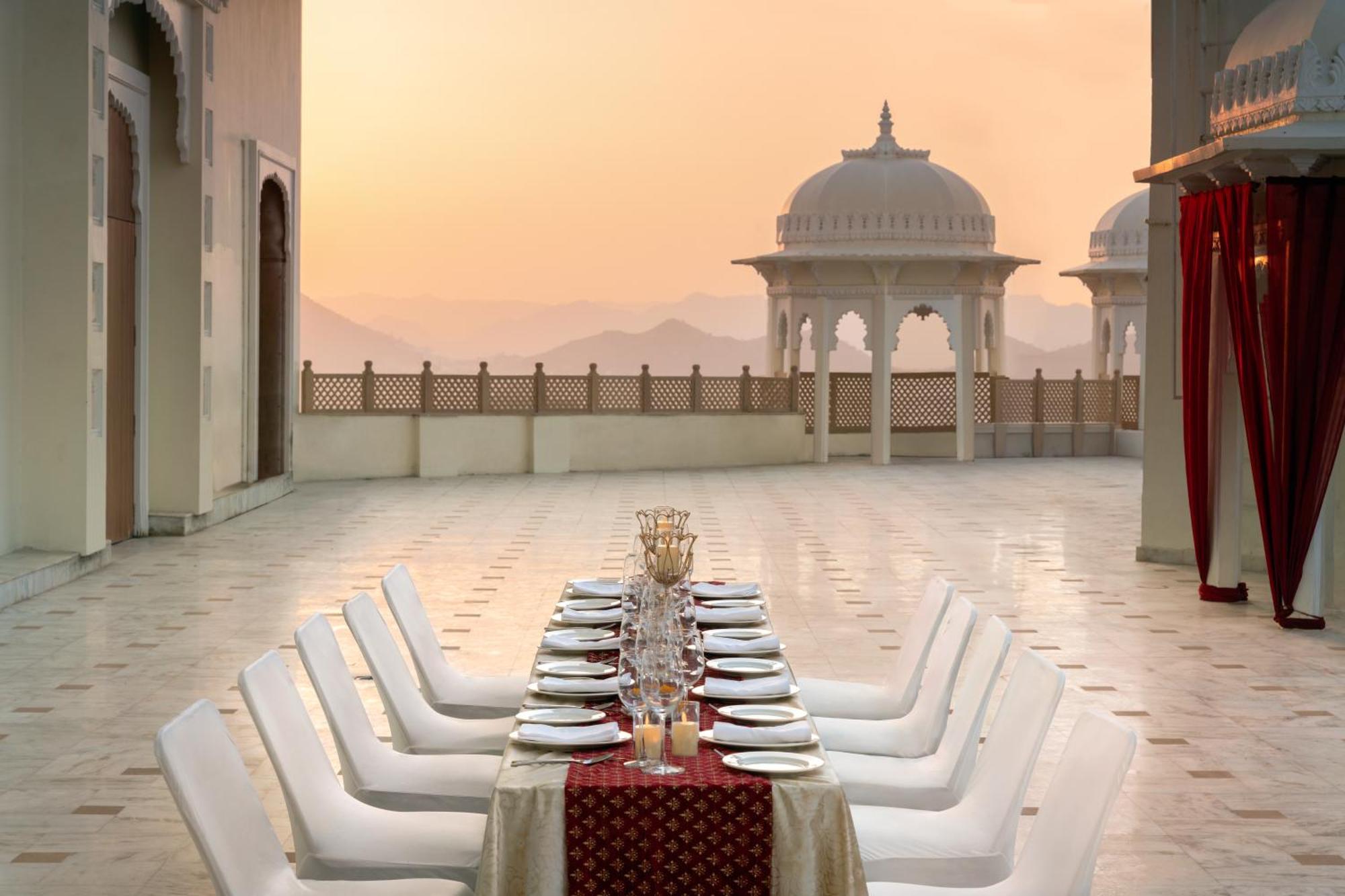 Bhairavgarh Palace Udaipur Exterior photo